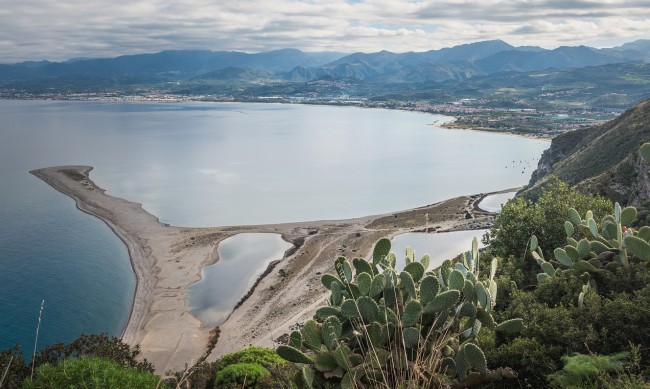 Части от Сицилия остават без вода, принудени са да връщат туристи 