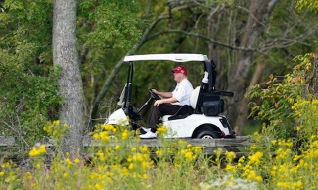 Тръмп хвана голф стика: За разлика от стрелеца, аз не пропускам