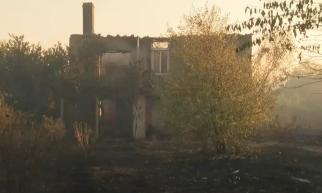 35 къщи са изгорели в село Воден, пожарът е локализиран