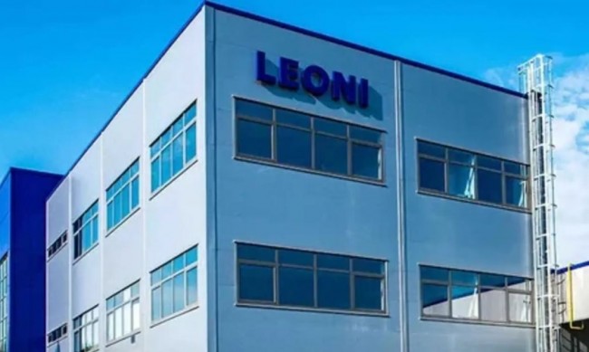 "Leoni" затваря завода си в Плевен, 1300 човека остават без работа