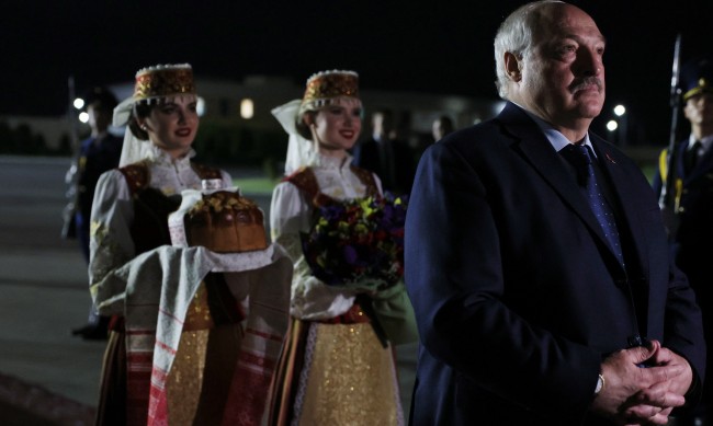  Лукашенко след 30 години начело: Ще ме търпите още доста дълго