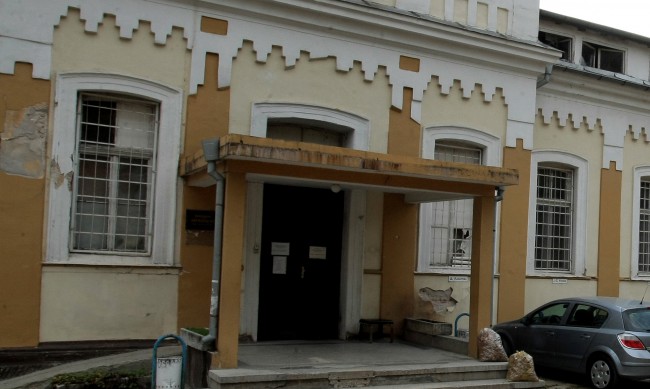 Моргата на "Александровска" пълна, спират аутопсии по разследвания