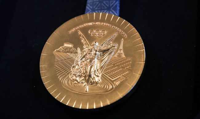 Златният олимпийски медал за Игрите в Париж струва близо $1000