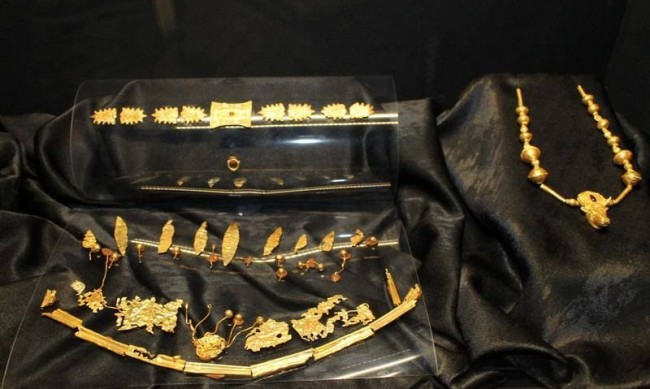 НИМ показва златни съкровища в Двореца Балчик