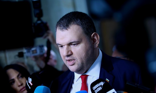 Христо Иванов: Оправдано е сътрудничеството с депутати, ако искат отстраняване на Пеевски