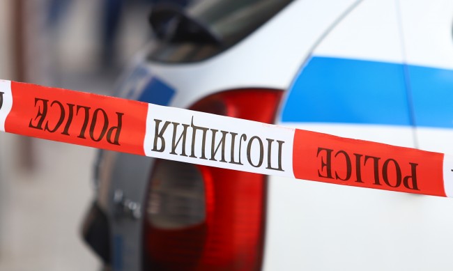 Мъж се застреля в дома си в София