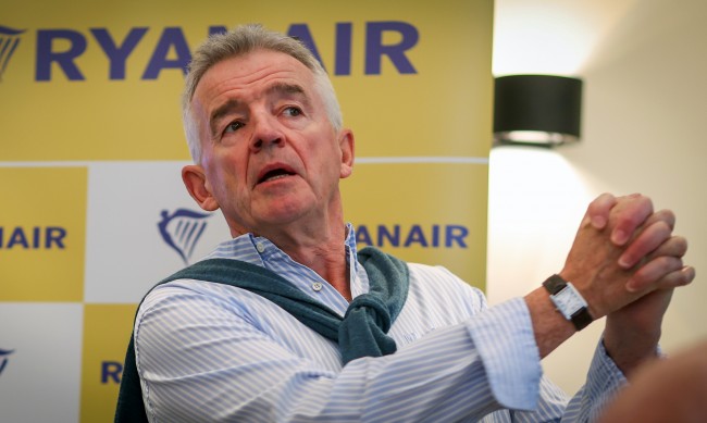   Ryanair       