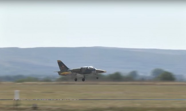 Какъв е самолетът L-39ZA "Албатрос"?