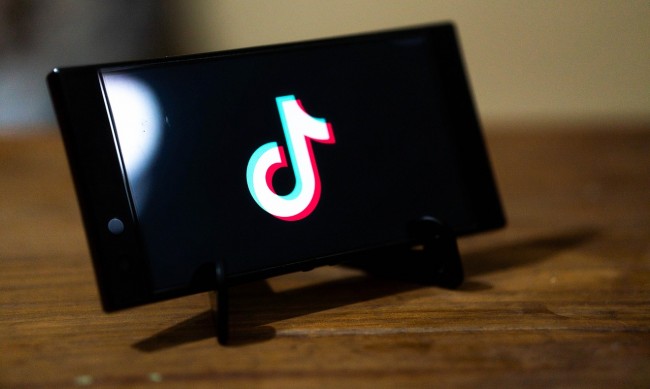 Масово самонараняване на деца след TikTok предизвикателство